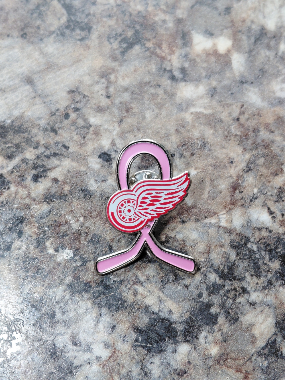 Detroit Red Wings NHL Pink Awareness Ribbon Lapel Collectors Pin